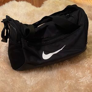 NIKE duffel bag